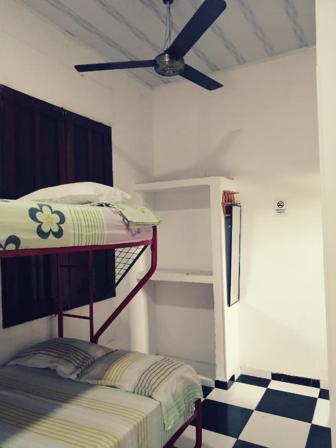 Hostal Maranatha Santa Marta  Extérieur photo