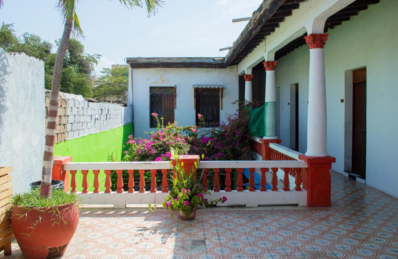Hostal Maranatha Santa Marta  Extérieur photo